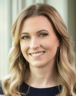Lynsey Retzlaff, MSW, LCSW